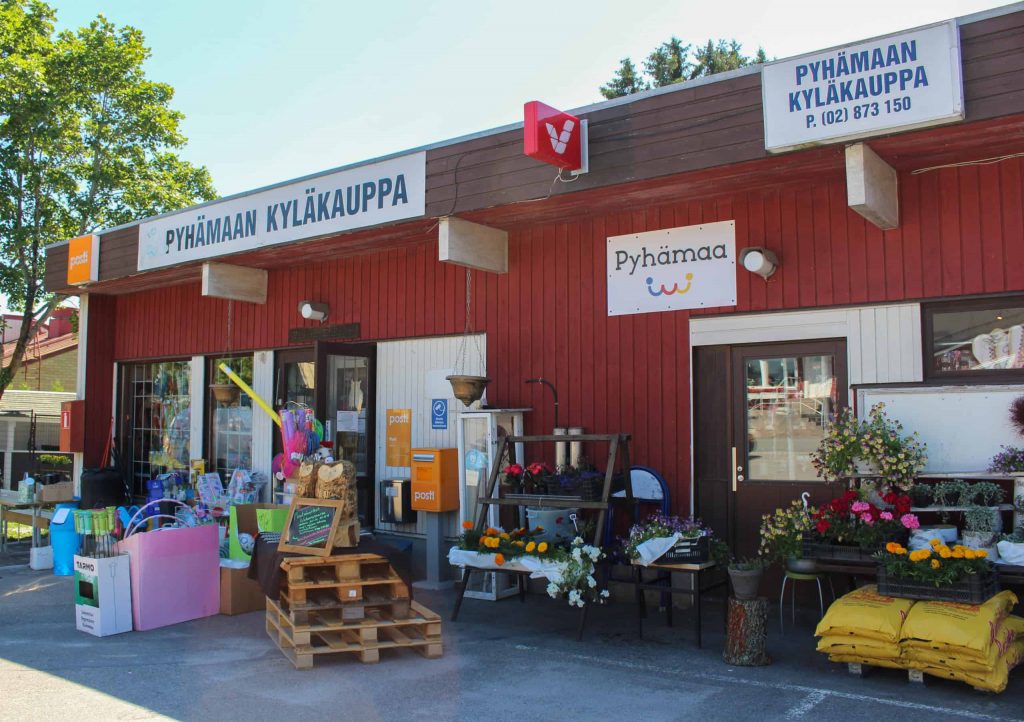 A store front in Pyhämaa